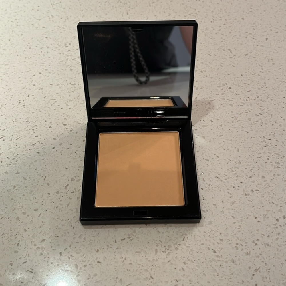 Pop beauty velvet face powder base four au lait mattifying